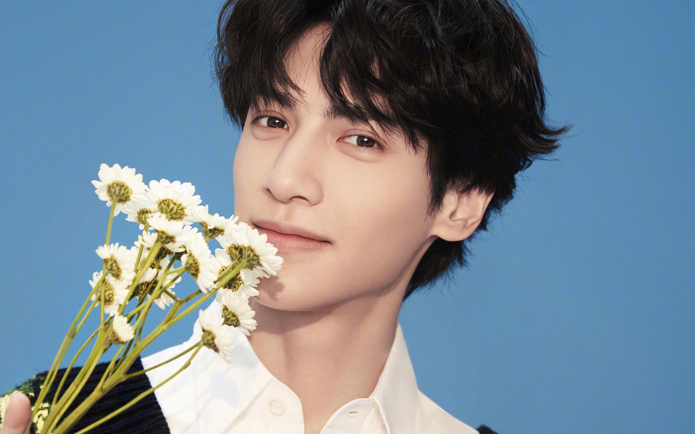 特色足球科技产品走向国际市场,推动产业升级,足球相关产品